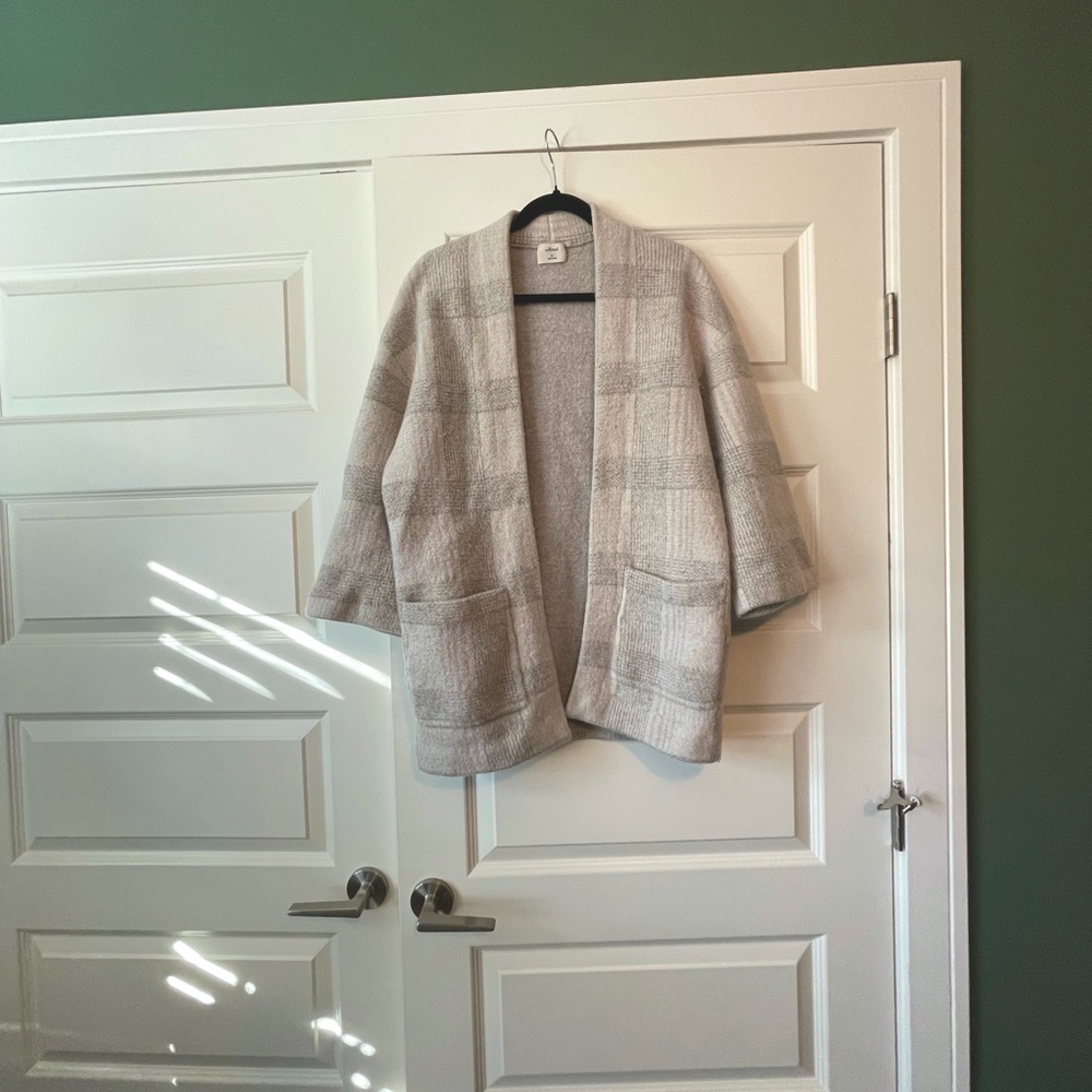 Wilfred BRULLON sweater